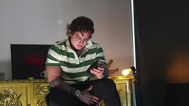 dantecoppolaa  online show from 28, 9, 2025