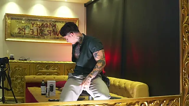 dantecoppolaa  online show from 16, 4, 2026