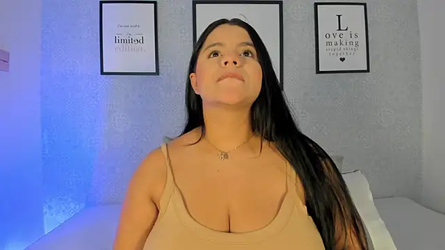 Snapshot of Natasha_harper chatting on 13, 4, 2026 Natasha harper online show from 13, 4, 2026