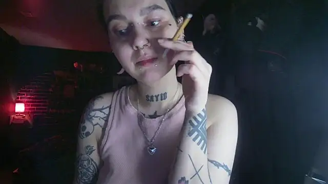 Snapshot of MoorderxDoll chatting on 16, 2, 2025 MoorderxDoll online show from 16, 2, 2025