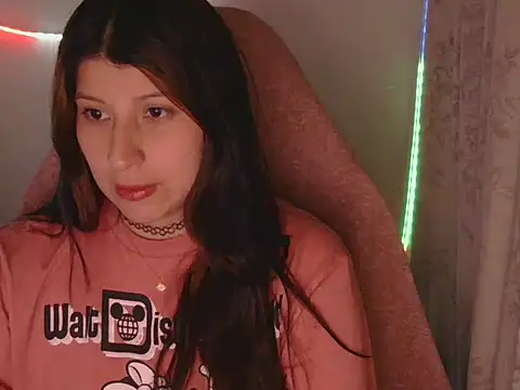 Snapshot of has_Zky chatting on 22, 12, 2025 has Zky online show from 22, 12, 2025