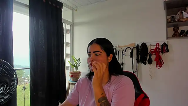 scarlet-kennedy98 online show from 7, 12, 2024