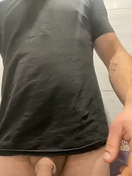 Snapshot of vanho29 chatting on 6, 2, 2026 vanho29 online show from 6, 2, 2026