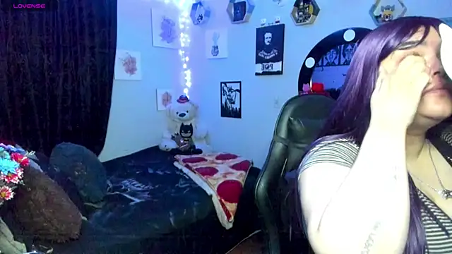 Snapshot of Luise_Meyrink chatting on 11, 3, 2025 Luise Meyrink online show from 11, 3, 2025