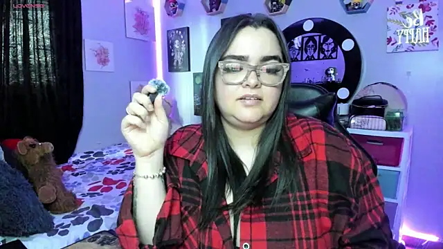 Snapshot of Luise_Meyrink chatting on 8, 9, 2025 Luise Meyrink online show from 8, 9, 2025