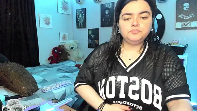 Snapshot of Luise_Meyrink chatting on 2, 10, 2025 Luise Meyrink online show from 2, 10, 2025