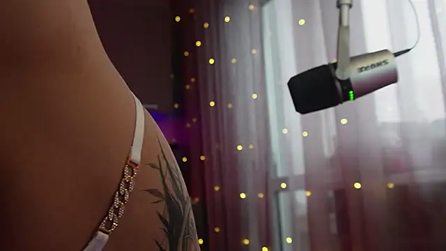 Snapshot of BOOLOCHKAA chatting on 27, 12, 2024 BOOLOCHKAA online show from 27, 12, 2024