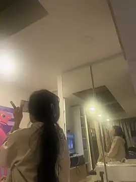 aangie  uwu online show from 25, 2, 2025