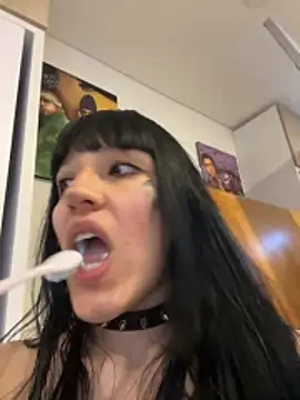 aangie  uwu online show from 30, 10, 2025