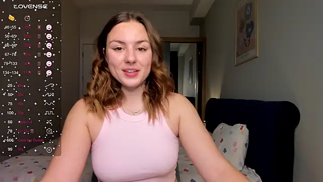 Snapshot of ThreeshaWhite chatting on 24, 2, 2025 ThreeshaWhite online show from 24, 2, 2025