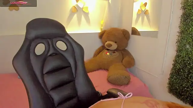 Abby Mae  online show from 17, 3, 2026