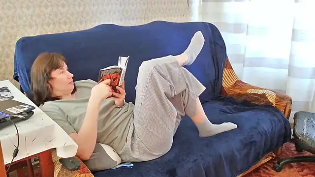 Snapshot of franceska_blue chatting on 9, 3, 2026 franceska blue online show from 9, 3, 2026