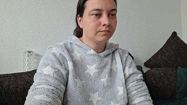 Cyndee Winter online show from 13, 9, 2025