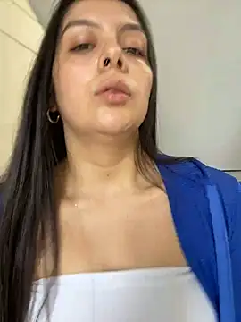 Snapshot of SamaraLincolnn chatting on 3, 6, 2026 SamaraLincolnn online show from 3, 6, 2026