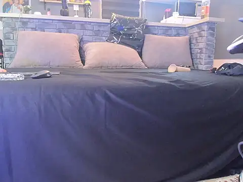 Snapshot of HungarianVersdad chatting on 18, 9, 2025 HungarianVersdad online show from 18, 9, 2025