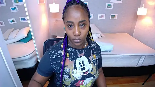 kiara evanss online show from 18, 1, 2025