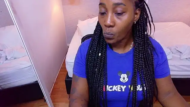 kiara evanss online show from 27, 11, 2025