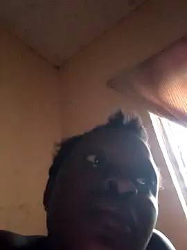 Snapshot of pretty_amaal chatting on 28, 12, 2024 pretty amaal online show from 28, 12, 2024