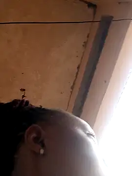 Snapshot of pretty_amaal chatting on 21, 2, 2025 pretty amaal online show from 21, 2, 2025