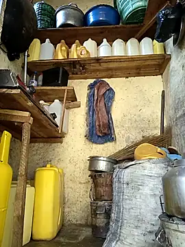 Snapshot of pretty_amaal chatting on 17, 10, 2025 pretty amaal online show from 17, 10, 2025