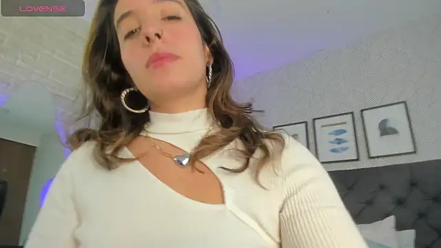 Snapshot of emma__smith1 chatting on 19, 3, 2025 emma smith1 online show from 19, 3, 2025