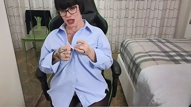   Nina online show from 7, 2, 2025