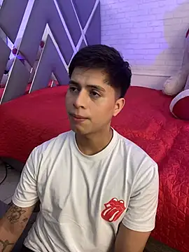 Snapshot of Niicky1_ chatting on 28, 12, 2024 Niicky1 online show from 28, 12, 2024