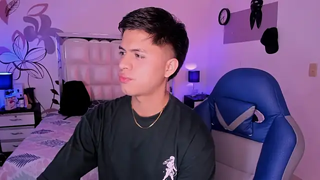 Snapshot of Niicky1_ chatting on 15, 1, 2025 Niicky1 online show from 15, 1, 2025