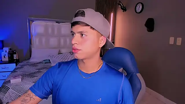 Snapshot of Niicky1_ chatting on 10, 3, 2025 Niicky1 online show from 10, 3, 2025