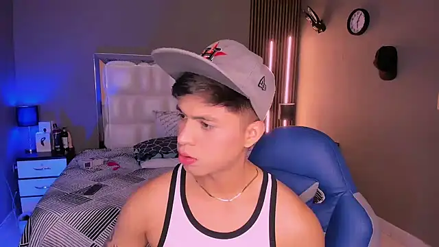 Snapshot of Niicky1_ chatting on 11, 3, 2025 Niicky1 online show from 11, 3, 2025