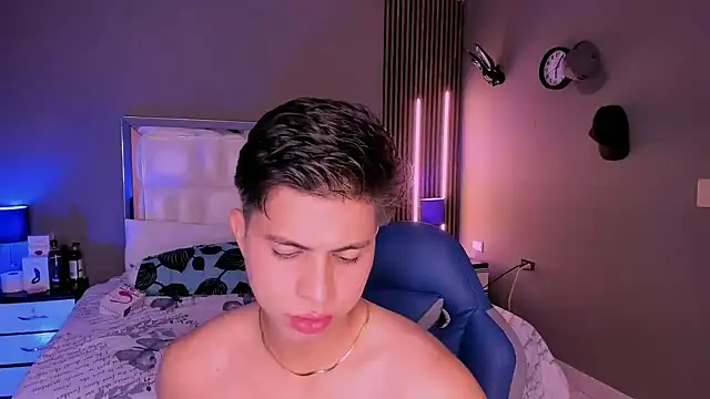 Snapshot of Niicky1_ chatting on 21, 3, 2025 Niicky1 online show from 21, 3, 2025