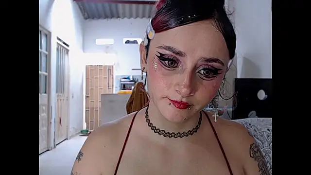 kitty22  online show from 18, 4, 2026