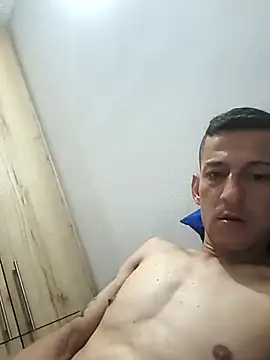 Snapshot of JoseHosther20@xh chatting on 19, 10, 2025 JoseHosther20xh online show from 19, 10, 2025