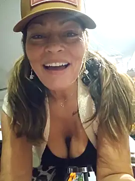 Erotic and Exotic online show from 7, 2, 2026