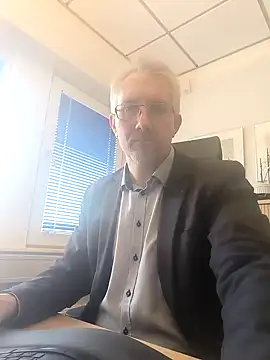 tom-swede online show from 5, 12, 2024