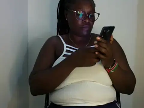 Snapshot of Nevvy_Pretty chatting on 23, 1, 2025 Nevvy Pretty online show from 23, 1, 2025