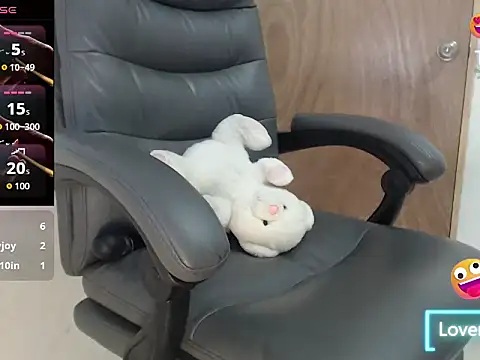 Snapshot of sweettmiah chatting on 17, 12, 2025 sweettmiah online show from 17, 12, 2025