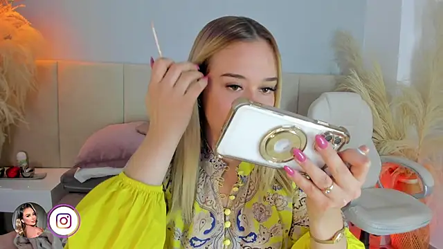 Snapshot of sofia_pamela chatting on 4, 2, 2026 sofia pamela online show from 4, 2, 2026