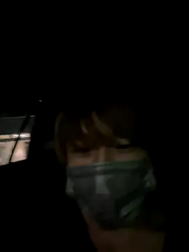 Snapshot of issy19 chatting on 8, 10, 2025 issy19 online show from 8, 10, 2025