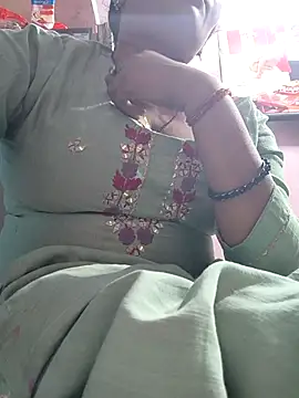 Snapshot of Ritasingh-0461 chatting on 10, 6, 2026 Ritasingh-0461 online show from 10, 6, 2026
