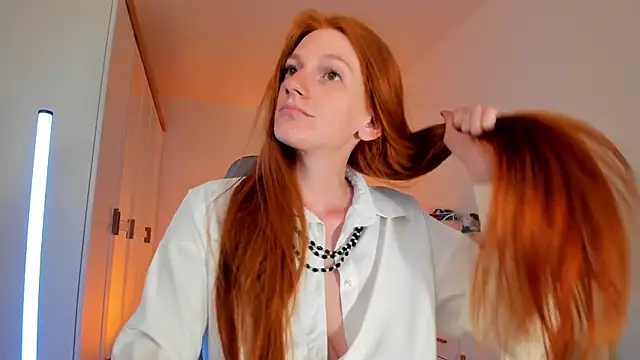 Snapshot of Aliceginger99 chatting on 10, 7, 2026 Aliceginger99 online show from 10, 7, 2026