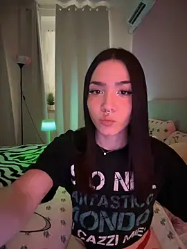 Snapshot of ShannonShanny chatting on 16, 10, 2025 ShannonShanny online show from 16, 10, 2025