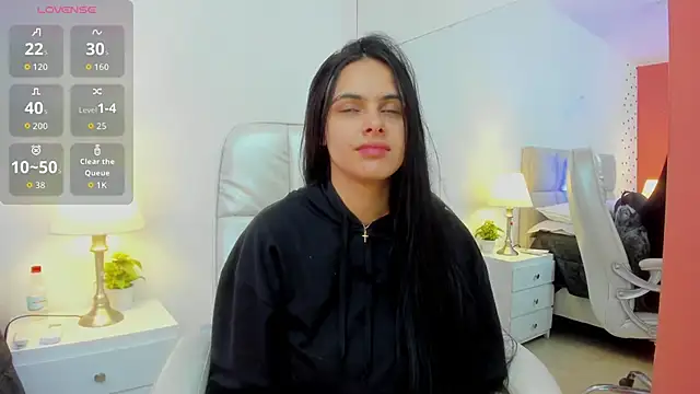 ChloeHarper  online show from 22, 11, 2025