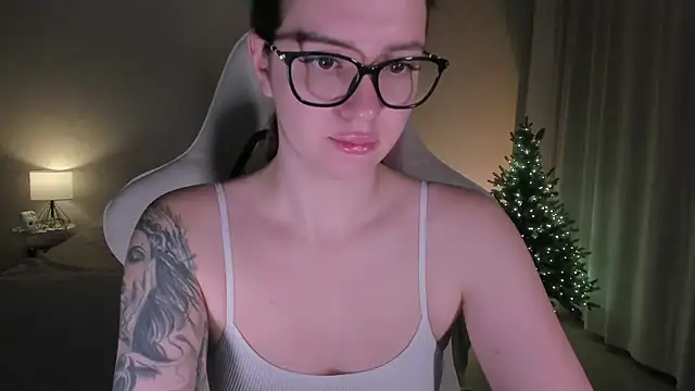 Snapshot of Sonia_moon_ chatting on 30, 12, 2024 Sonia moon  online show from 30, 12, 2024