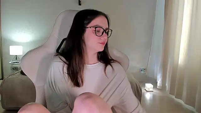 Snapshot of Sonia_moon_ chatting on 15, 1, 2025 Sonia moon  online show from 15, 1, 2025