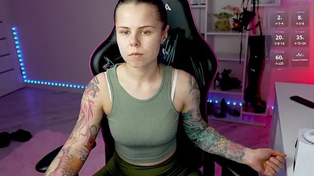 Latex Kitty online show from 31, 1, 2026