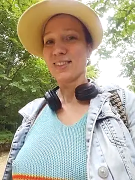 Exhibitionsplit online show from 30, 9, 2025