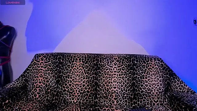 irregular fetish  online show from 24, 11, 2025