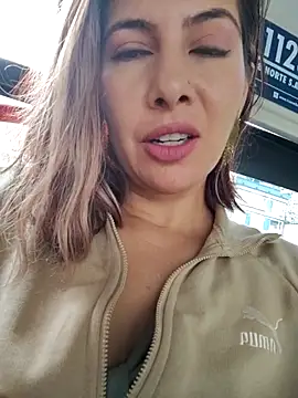 scarlett moore online show from 6, 10, 2025