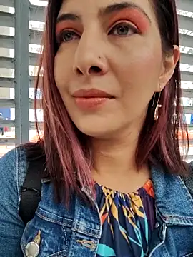 scarlett moore online show from 2, 11, 2025